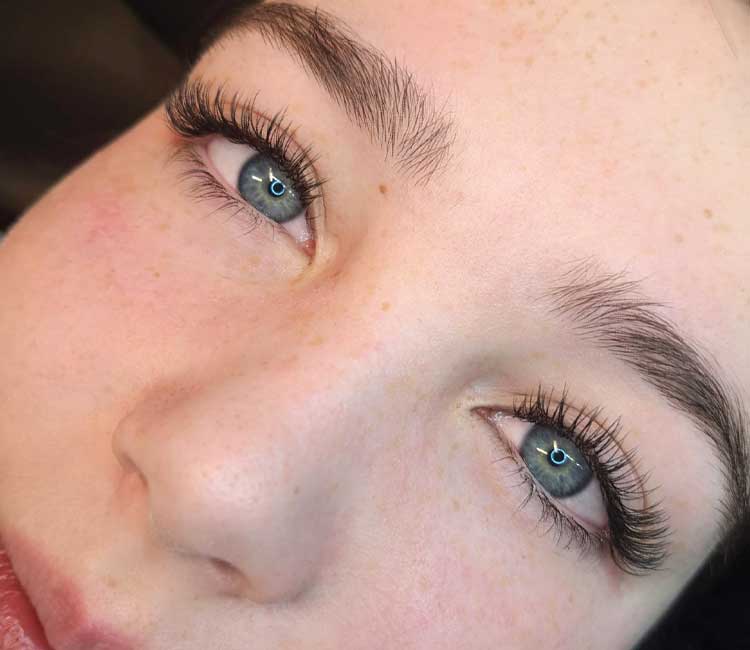 Classic Lashes