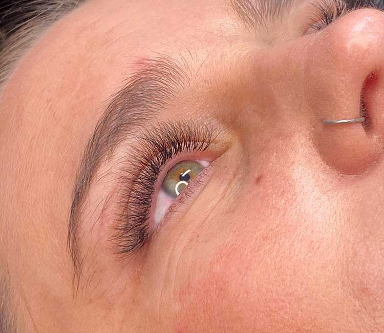 Light Russian Volume Lashes