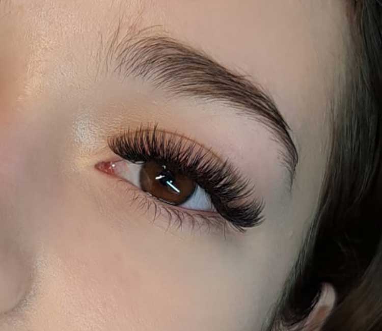 Russian-Volume-Lashes whitby