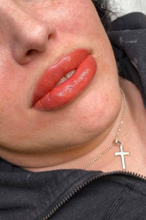 Spray Tan Course downtown Whitby red lips
